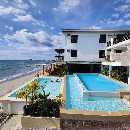 Miami Heat Beach Resort Morong  Exteriér fotografie